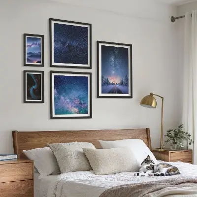 Moderne schilderijen set met kosmische nachtlandschappen