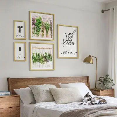 Wanddecoratie compositie keuken met kruiden en accessoires