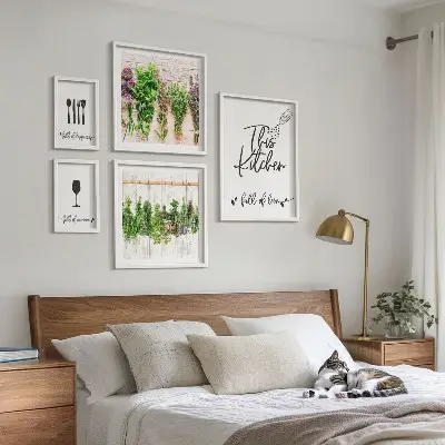 Wanddecoratie compositie keuken met kruiden en accessoires