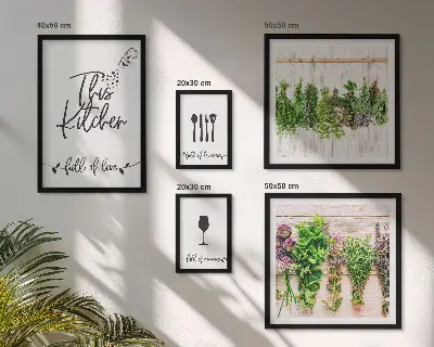 Wanddecoratie compositie keuken met kruiden en accessoires