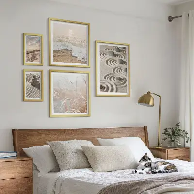 Set van moderne schilderijen met rustgevende natuurlandschappen