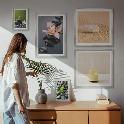 Gallery wall met ontspanning en zen stenen met orchideeën