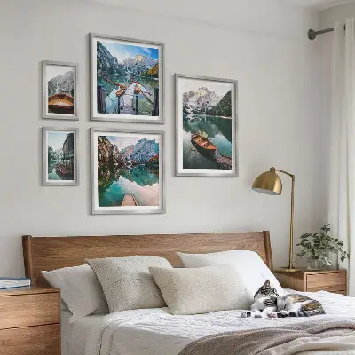 Wanddecoratie compositie rustige meren met houten boten