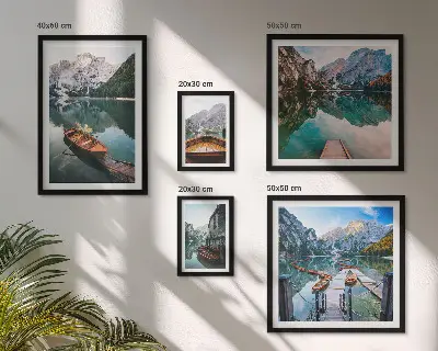 Wanddecoratie compositie rustige meren met houten boten
