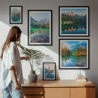 Moderne schilderijen set met berglandschappen, meren en bossen