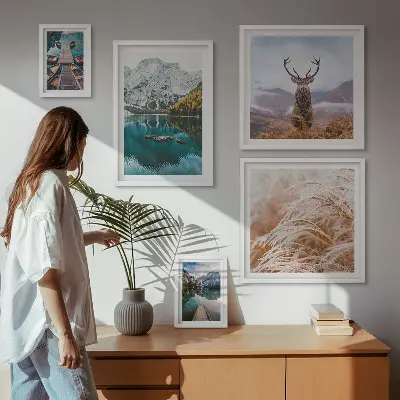 Set van moderne schilderijen met berglandschappen en natuurschoon