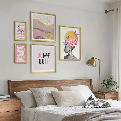 Gallery wall met bloemeninspiratie in boho-stijl
