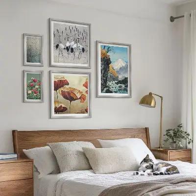 Moderne schilderijen set met bloemen en bergen in landschappen