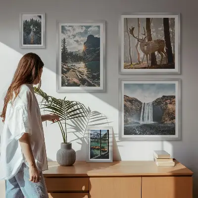 Set van moderne schilderijen met landschappen, natuur, watervallen en fauna