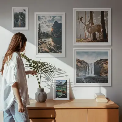 Set van moderne schilderijen met landschappen, natuur, watervallen en fauna