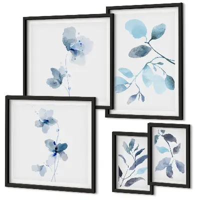 Blauwe plantaccenten wanddecoratie met compositie