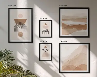Gallery wall met abstracte aardcomposities