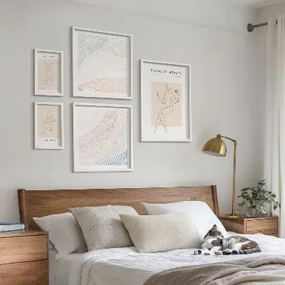 Wanddecoratie compositie vormen van schoonheid met silhouetlijnen