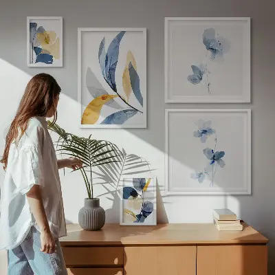 Set moderne schilderijen met plantenmotieven in pastelkleuren
