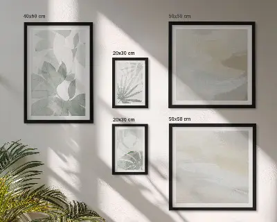 Gallery wall met grijze en witte plantmotieven