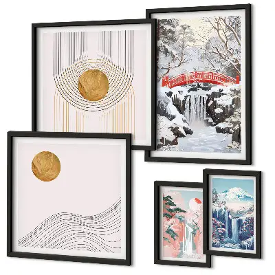 Gallery wall met landschappen, watervallen en bruggen in Japan