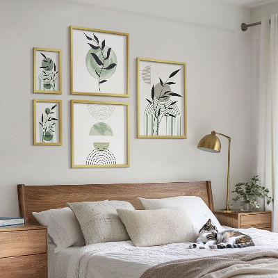 Wanddecoratie compositie Stijlvolle plantafbeeldingen