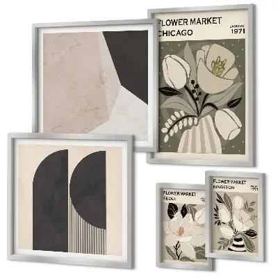 Stijlvolle bloemarrangementen galerijwand