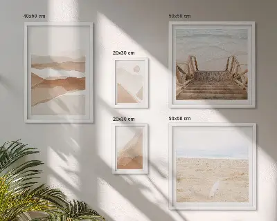 Gallery wall met minimalistische stranden en bergen