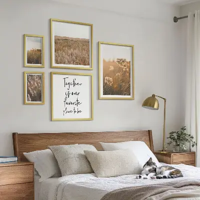 Moderne schilderijen set met natuurlandschappen, bloemen en spreuken