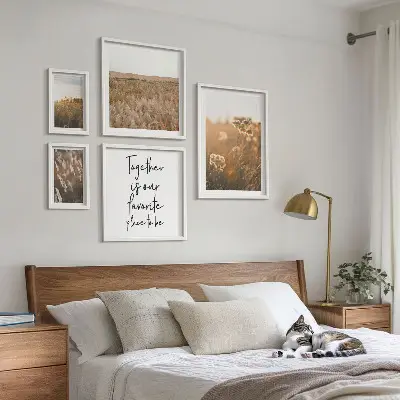 Moderne schilderijen set met natuurlandschappen, bloemen en spreuken