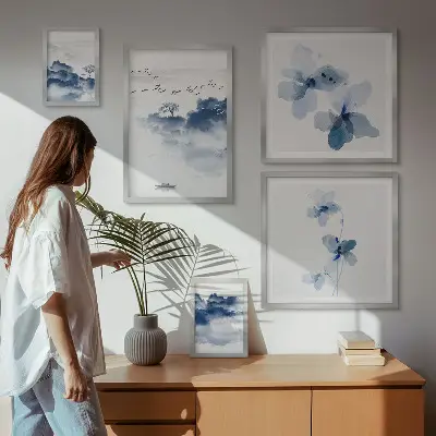 Moderne schilderijen set met landschappen, bloemen en water in een rustige stijl