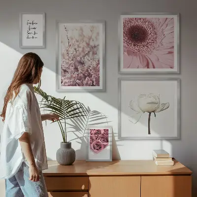 Moderne schilderijen set met romantische bloemaccenten