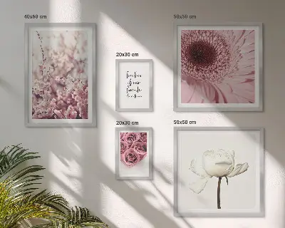 Moderne schilderijen set met romantische bloemaccenten
