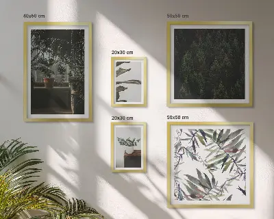 Wanddecoratie compositie met plantenmotieven in een groene oase