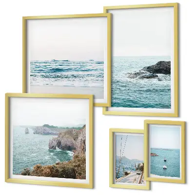 Gallery wall met rustig uitzicht op zee, stranden en kliffen