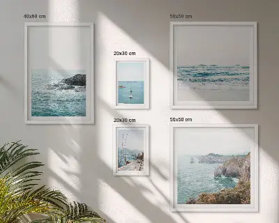 Gallery wall met rustig uitzicht op zee, stranden en kliffen