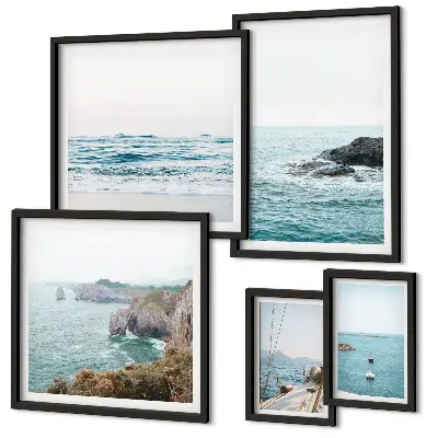 Gallery wall met rustig uitzicht op zee, stranden en kliffen