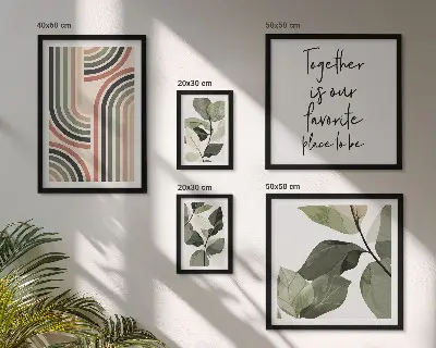 Moderne schilderijenset met stijlvolle bloemen en geometrische vormen