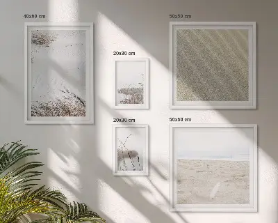 Set van moderne schilderijen met minimalistische strandmotieven