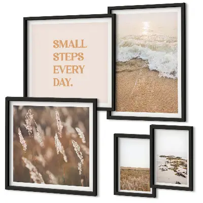 Gallery wall met citaten over het leven in kustlandschappen