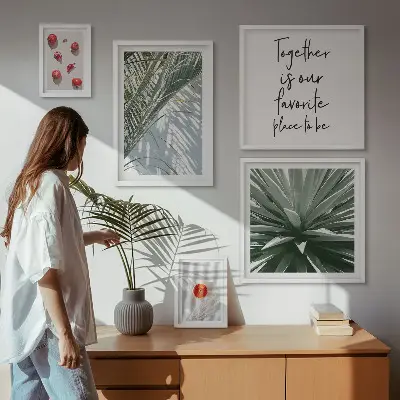 Set moderne schilderijen met boho-stijl thema van planten, fruit en tropische taferelen