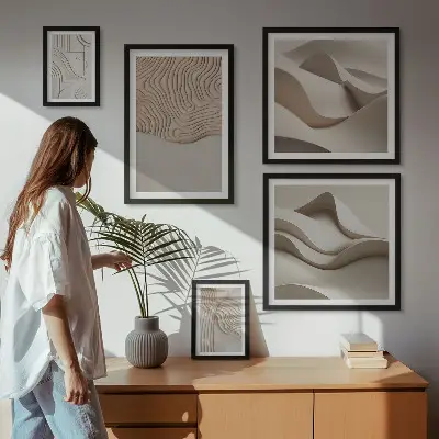 Set van moderne schilderijen met abstracte beige patronen