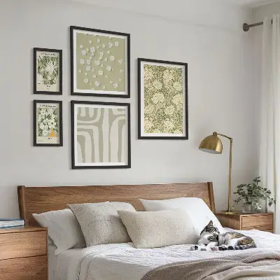 Gallerijwand met bloemenprint in boho-stijl