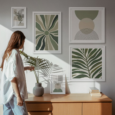 Wanddecoratie compositie Stijlvolle afbeeldingen met groen.