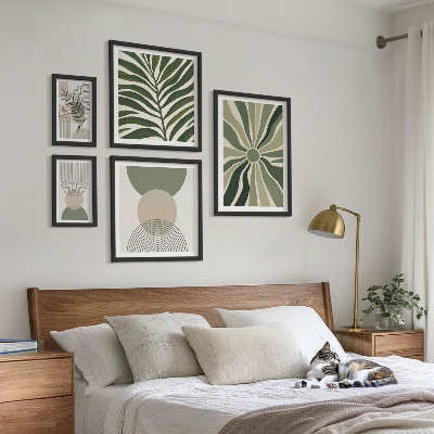 Wanddecoratie compositie Stijlvolle afbeeldingen met groen.
