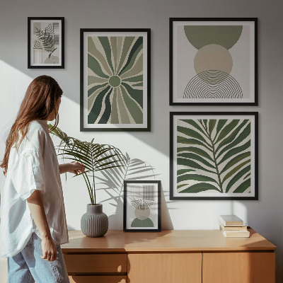 Wanddecoratie compositie Stijlvolle afbeeldingen met groen.