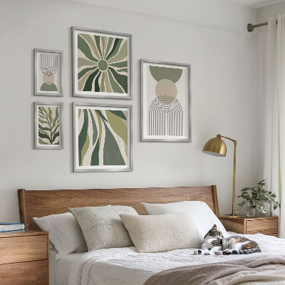 Moderne schilderijen set Stijlvolle abstracties met groen.
