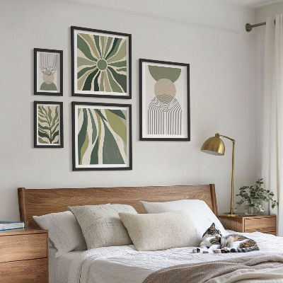 Moderne schilderijen set Stijlvolle abstracties met groen.