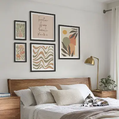 Moderne schilderijen set met stijlvolle pastelkleurige plantendecoraties