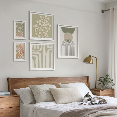 Gallery wall Stijlvolle pastelkleurige plantenafbeeldingen