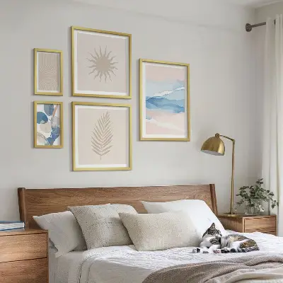 Set van moderne schilderijen met abstracte plantengolven