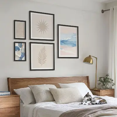 Set van moderne schilderijen met abstracte plantengolven