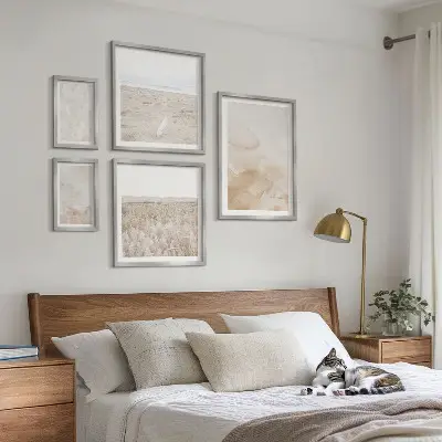 Set van moderne schilderijen met pastelkleurige en modieuze texturen