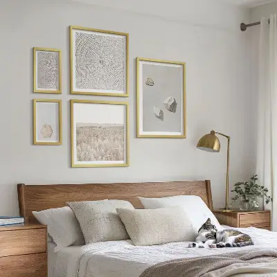 Set van moderne schilderijen met lichte boho zandtexturen