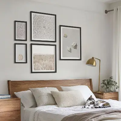Set van moderne schilderijen met lichte boho zandtexturen
